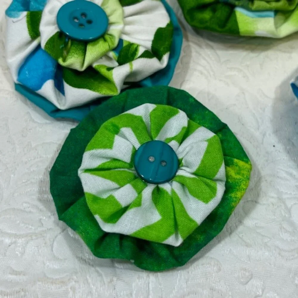 Flower Magnets Set of 4 Handmade Fabric Fridge Office Locker NEW 2.5